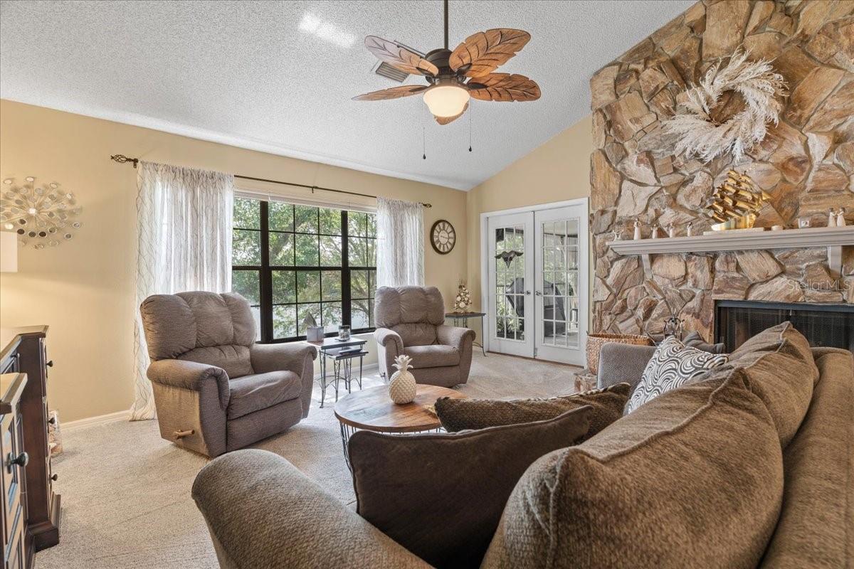 2824 COUNTRYSIDE BLVD #326