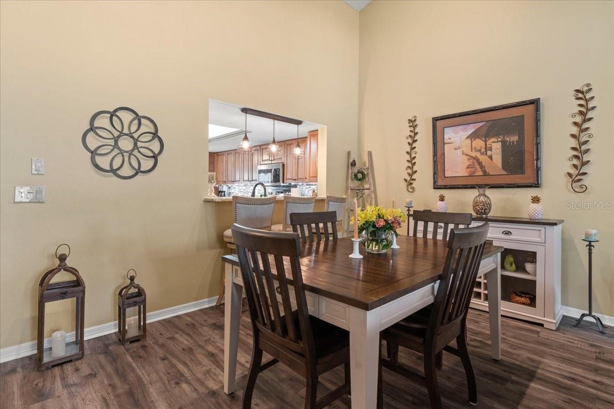 2824 COUNTRYSIDE BLVD #326