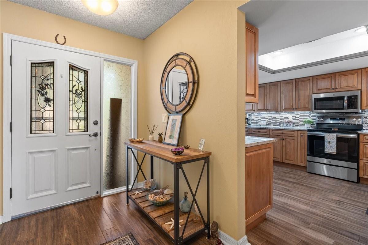 2824 COUNTRYSIDE BLVD #326