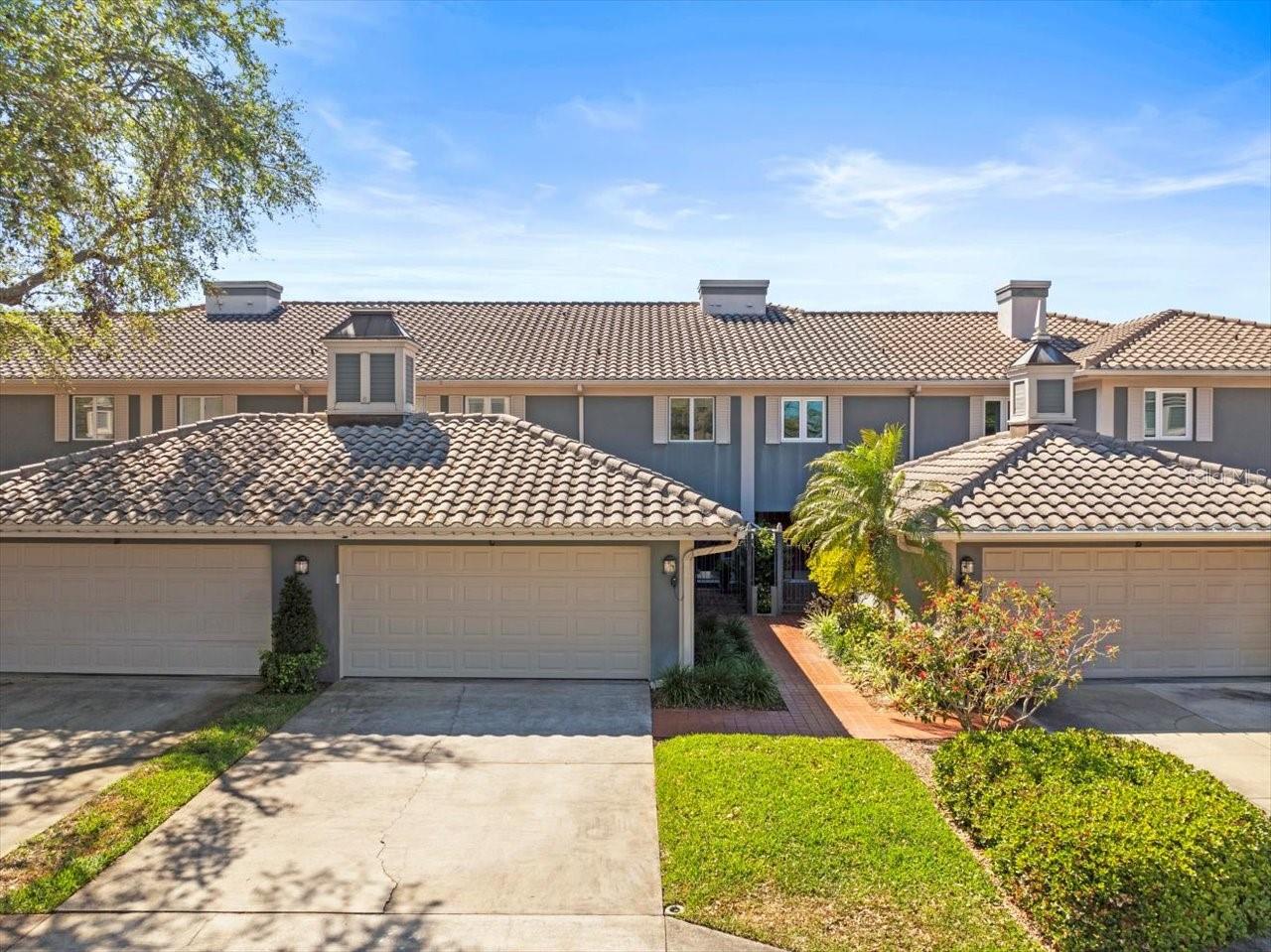 2087 EDGEWATER DR #C