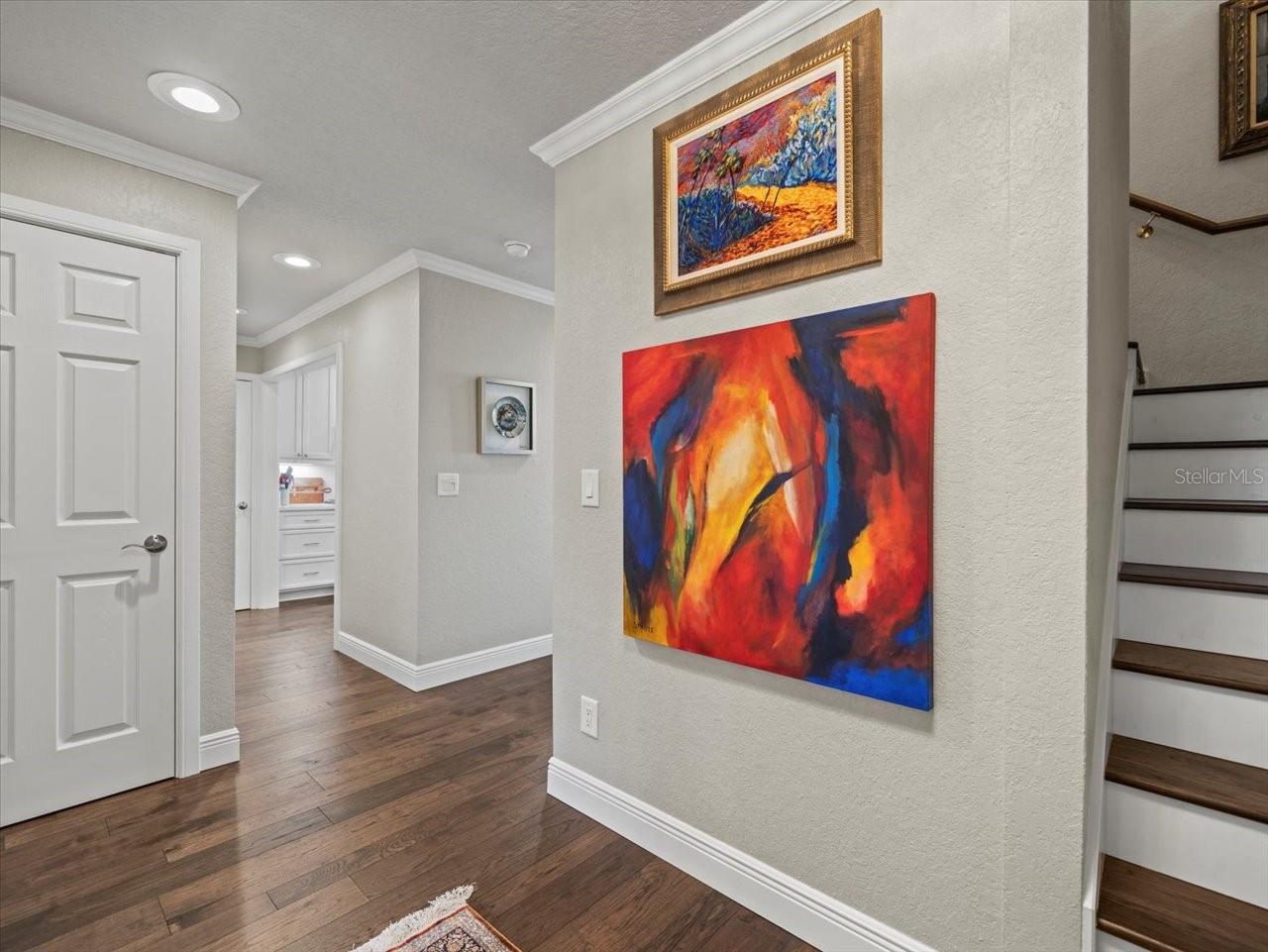 2087 EDGEWATER DR #C