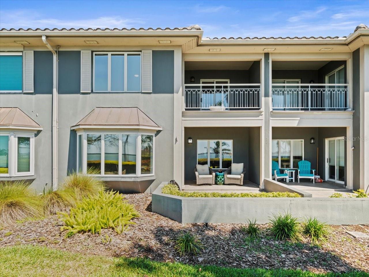 2087 EDGEWATER DR #C