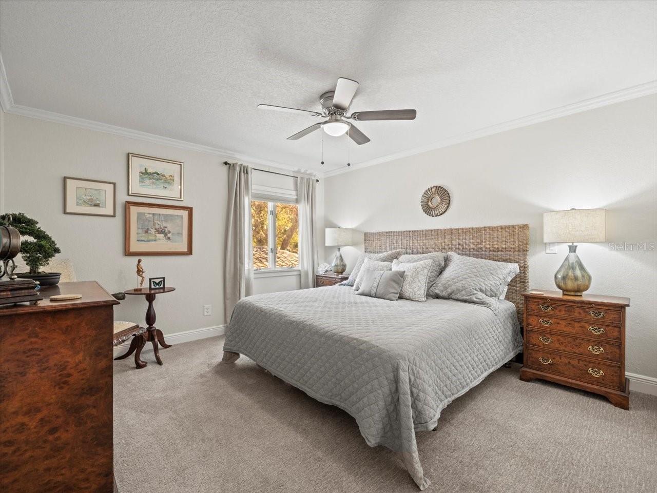 2087 EDGEWATER DR #C