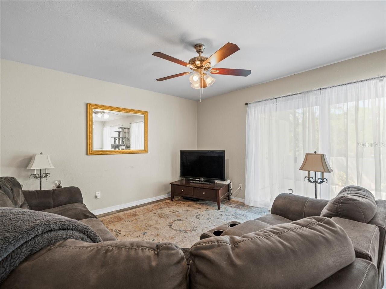 1303 N MCMULLEN BOOTH RD #1303