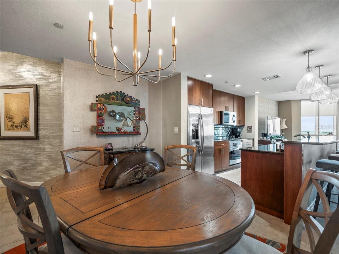 331 CLEVELAND ST #906