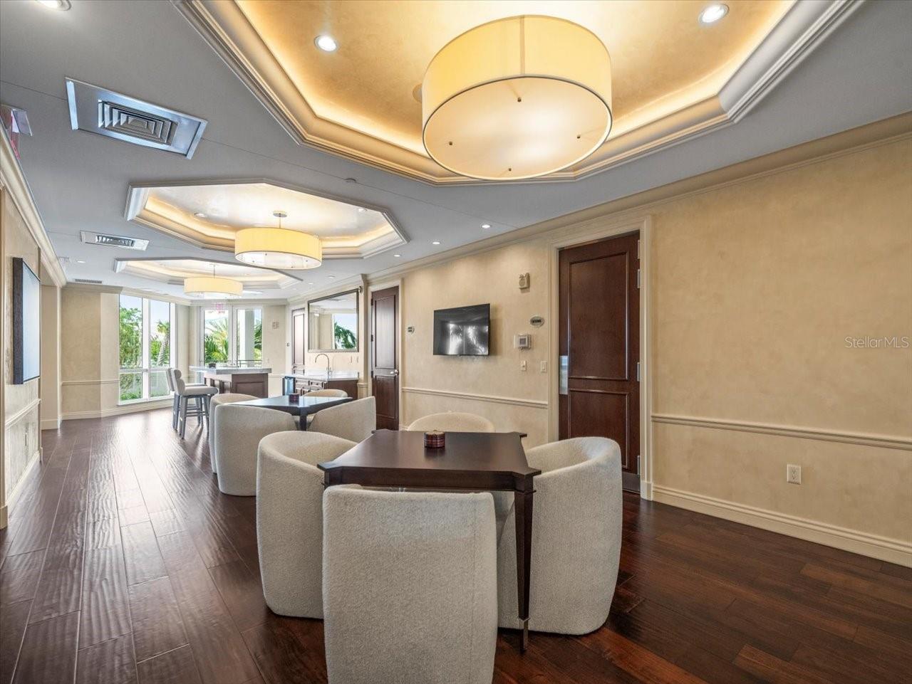 331 CLEVELAND ST #906