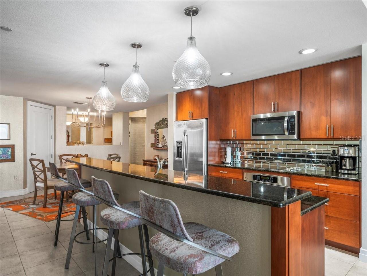 331 CLEVELAND ST #906