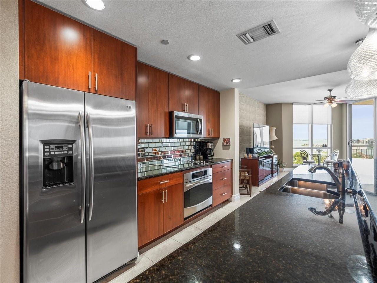 331 CLEVELAND ST #906