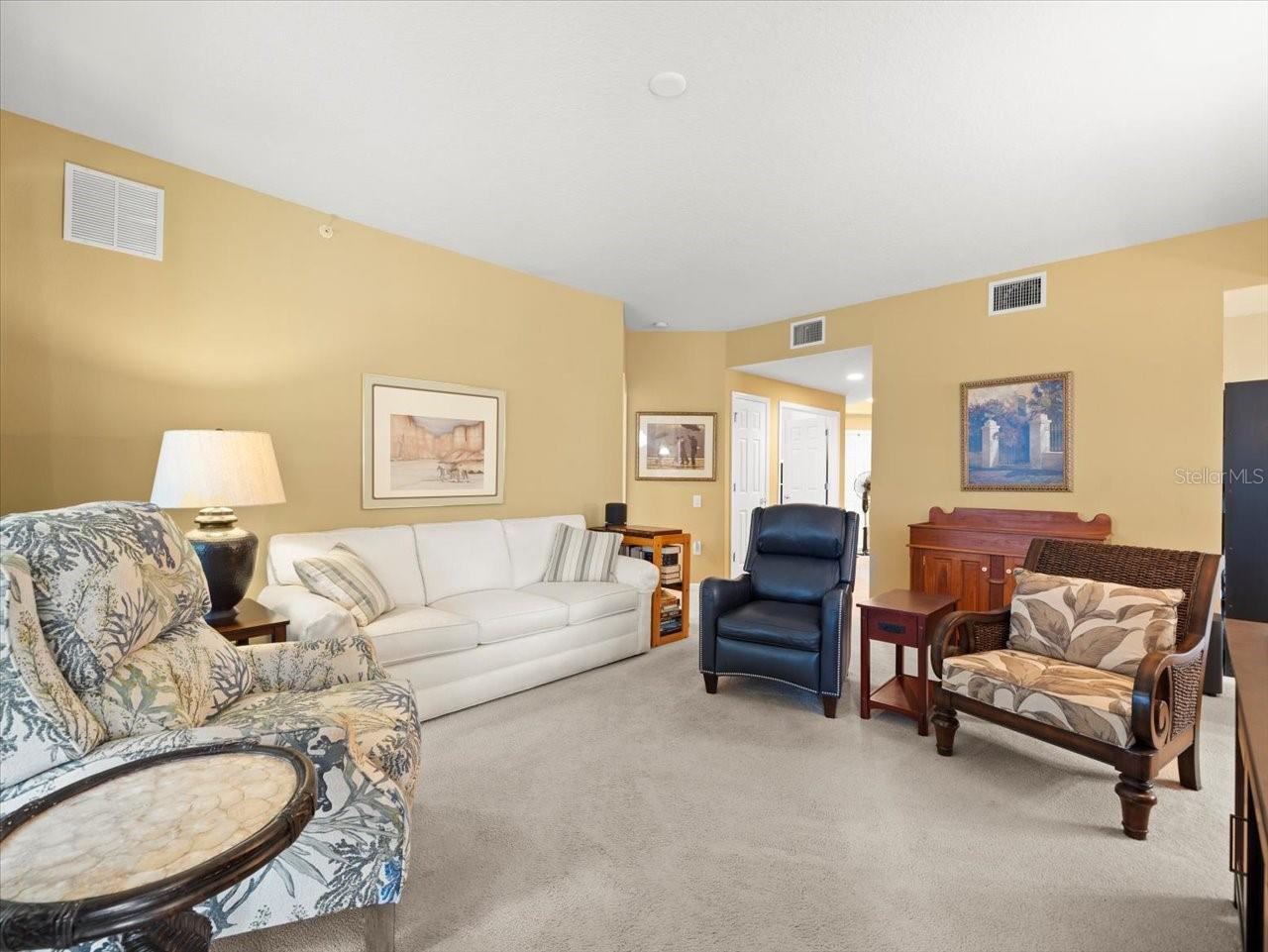 897 LANTERN WAY #897