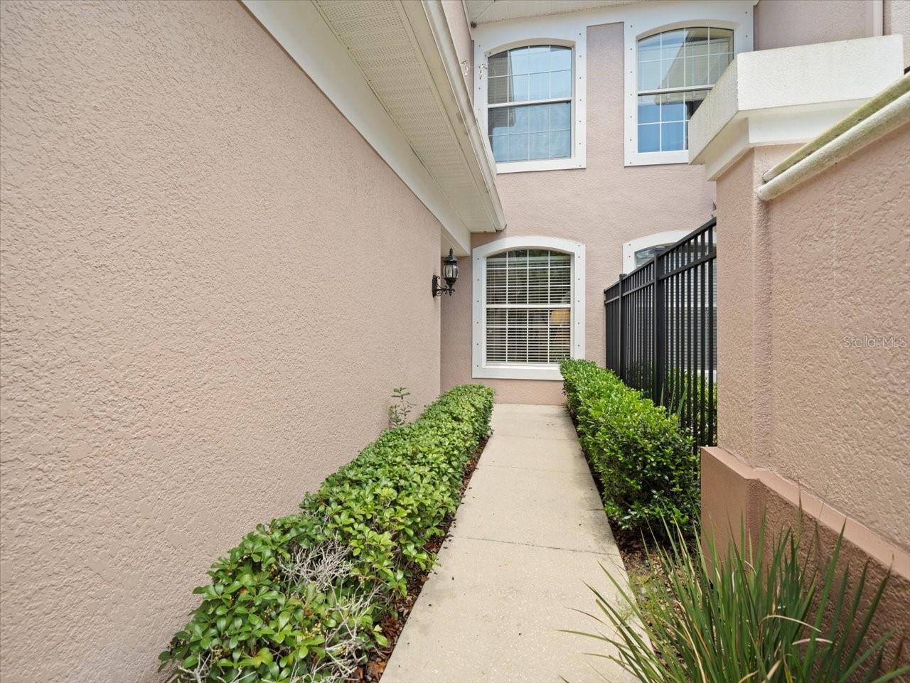 897 LANTERN WAY #897