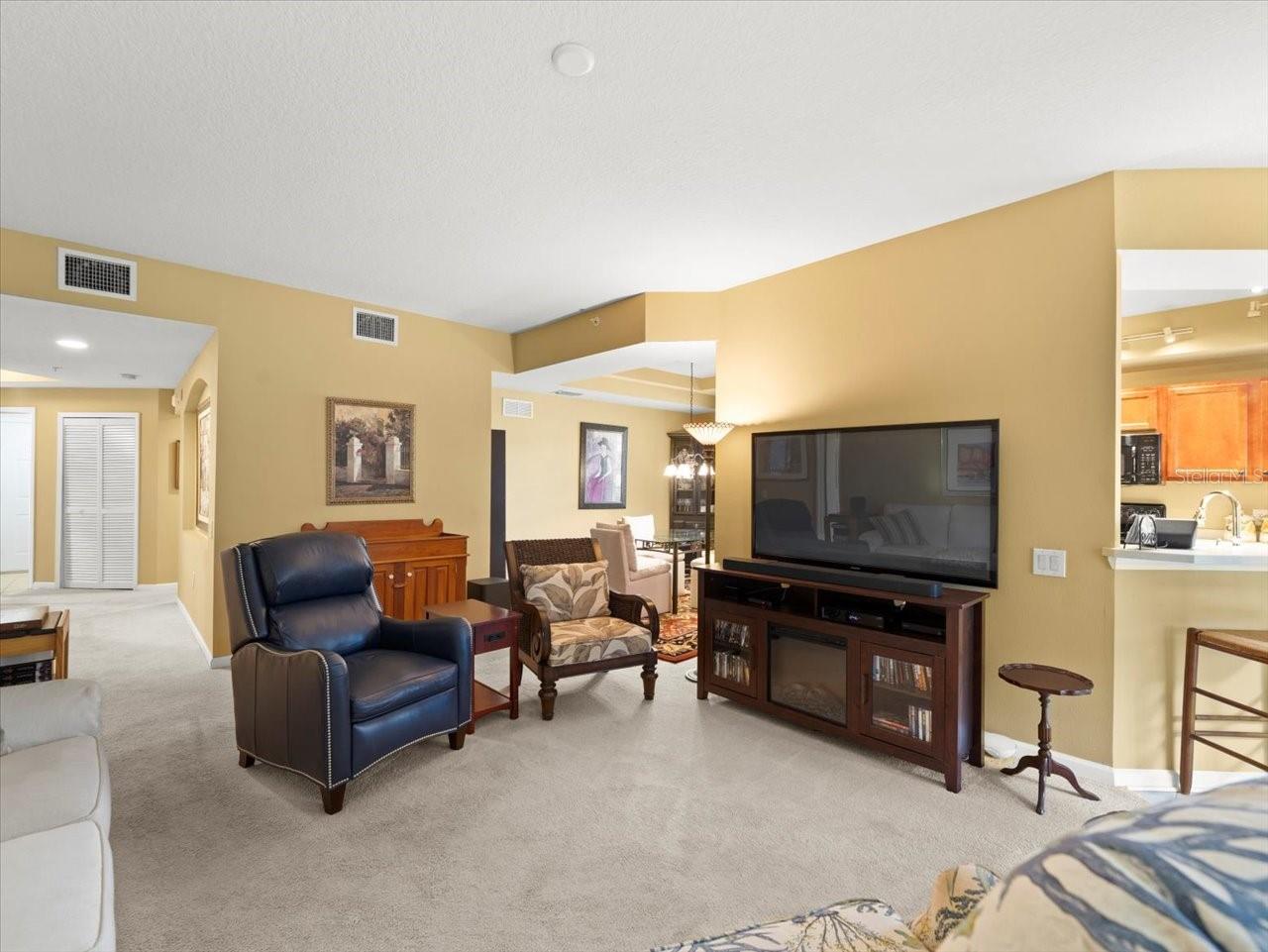 897 LANTERN WAY #897