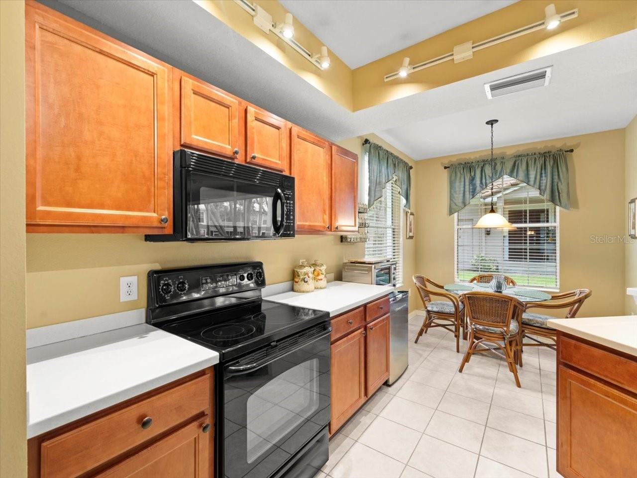 897 LANTERN WAY #897