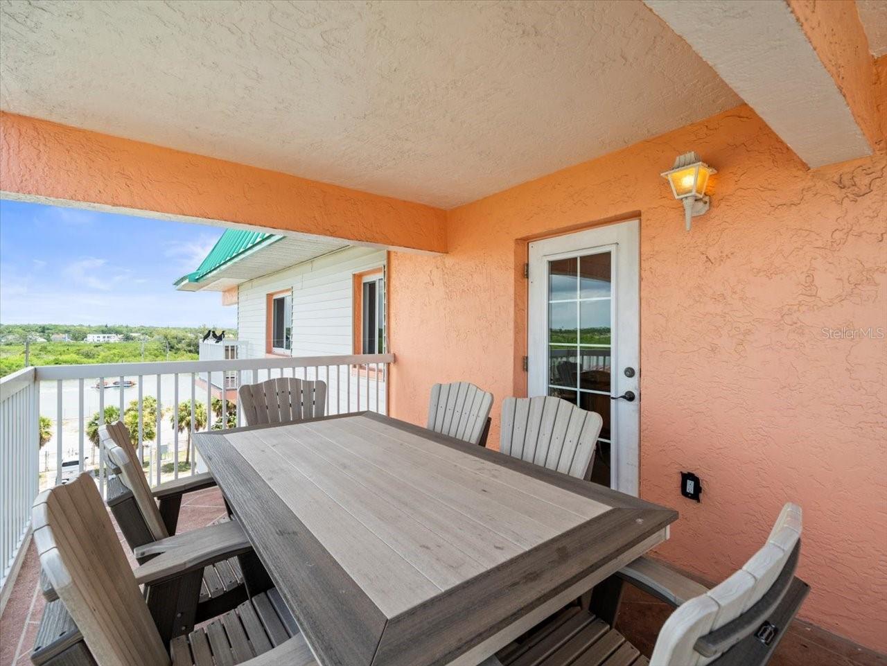 18400 GULF BLVD #2506