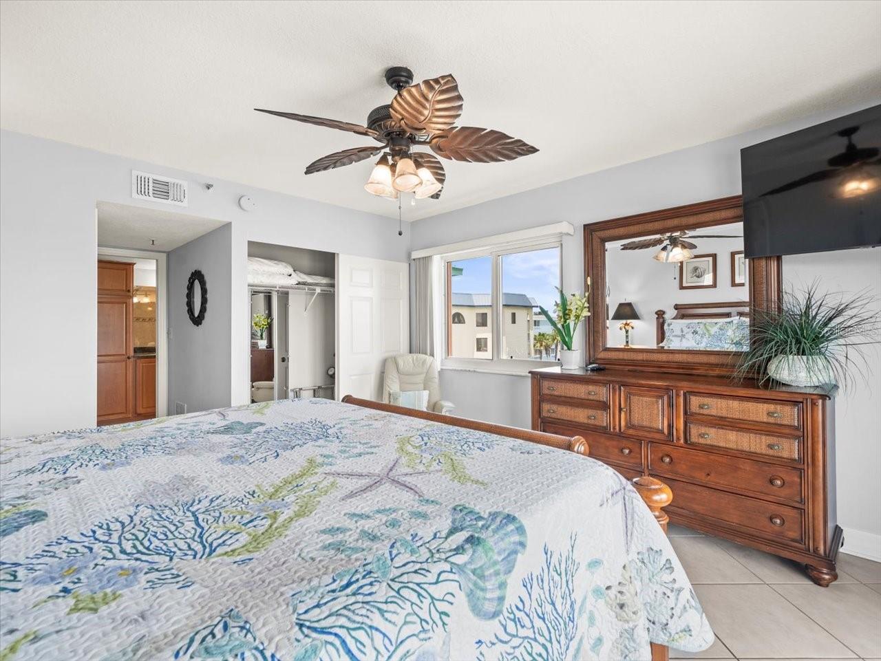 18400 GULF BLVD #2506