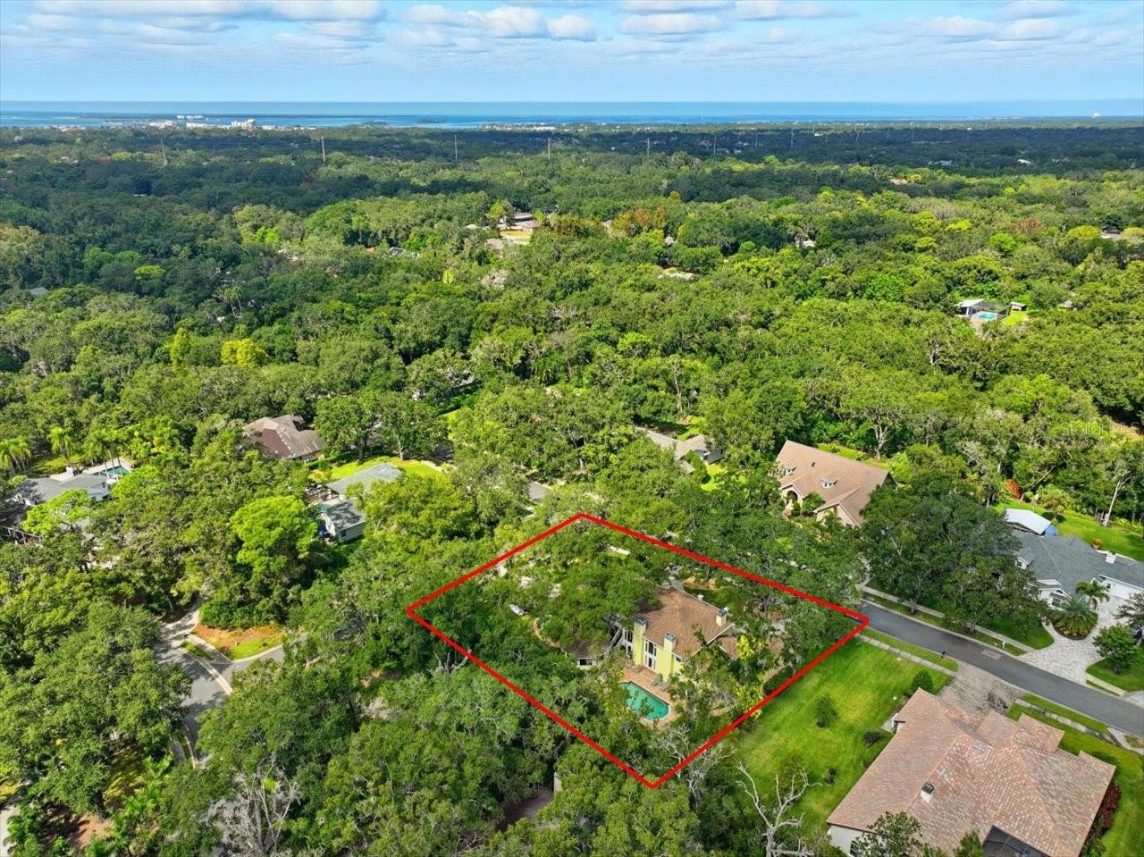 2035 INDIAN CREEK CT