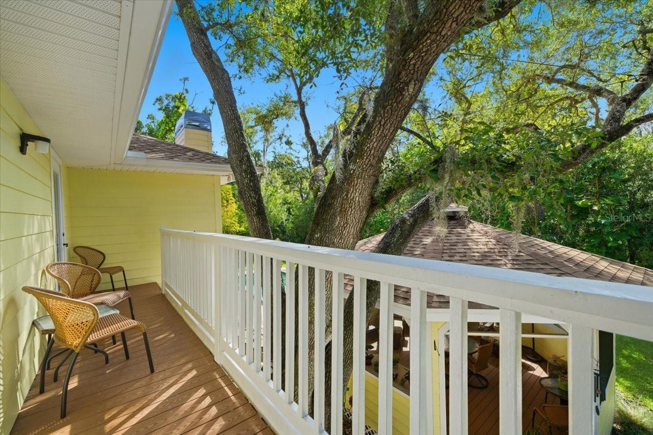 2035 INDIAN CREEK CT