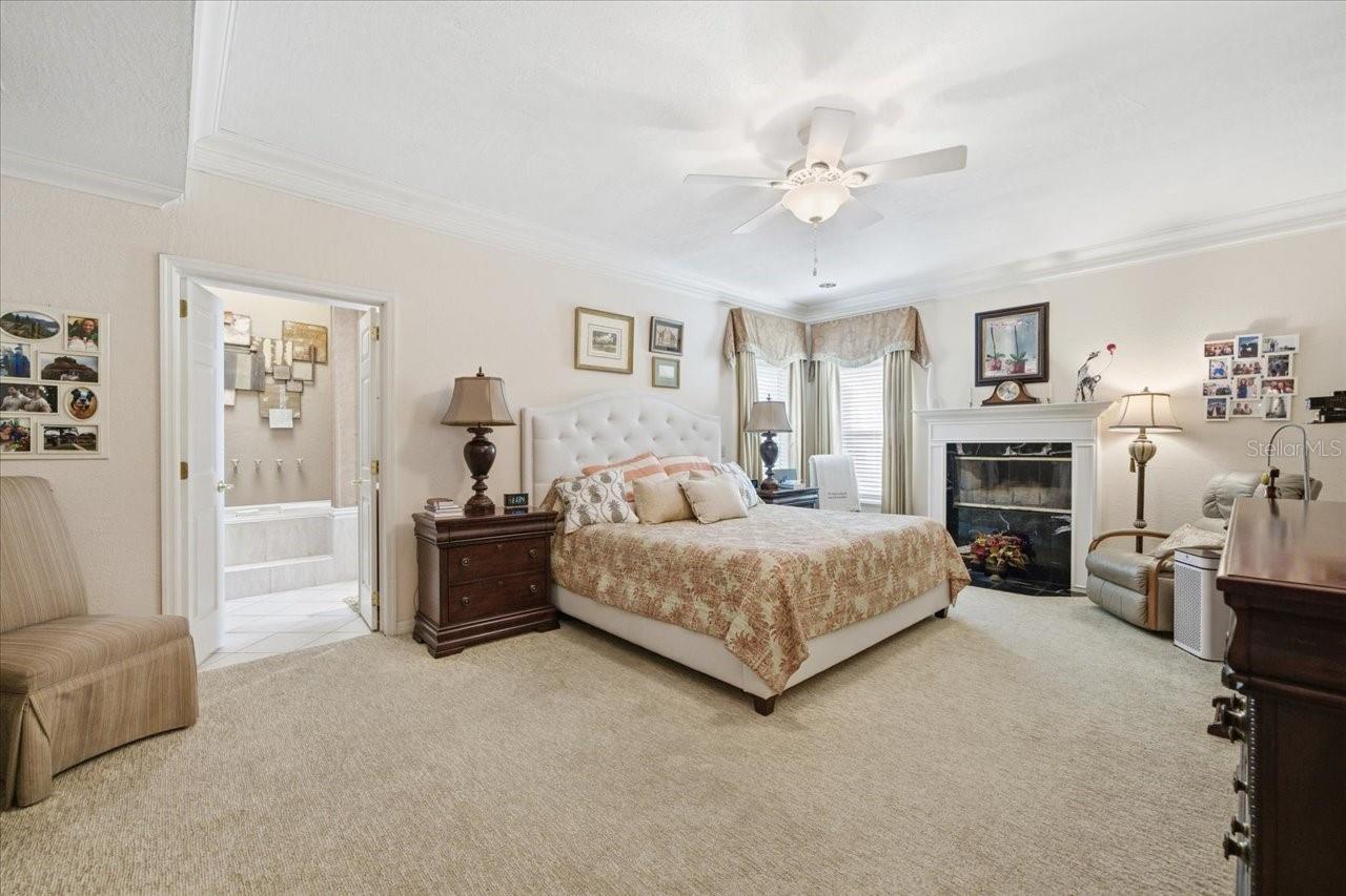 2035 INDIAN CREEK CT