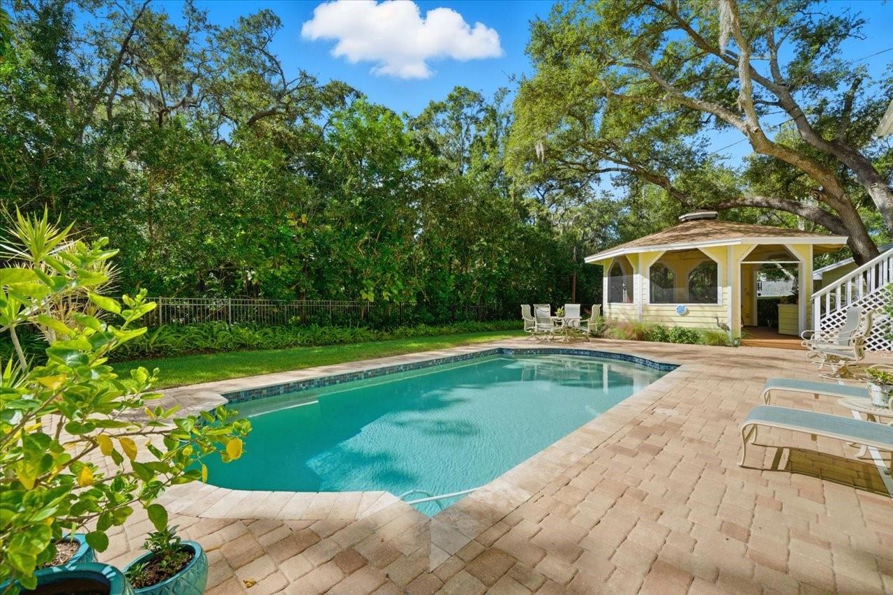 2035 INDIAN CREEK CT