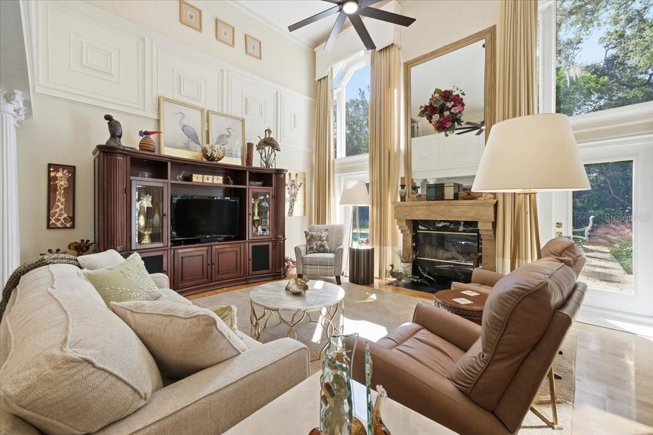 2035 INDIAN CREEK CT