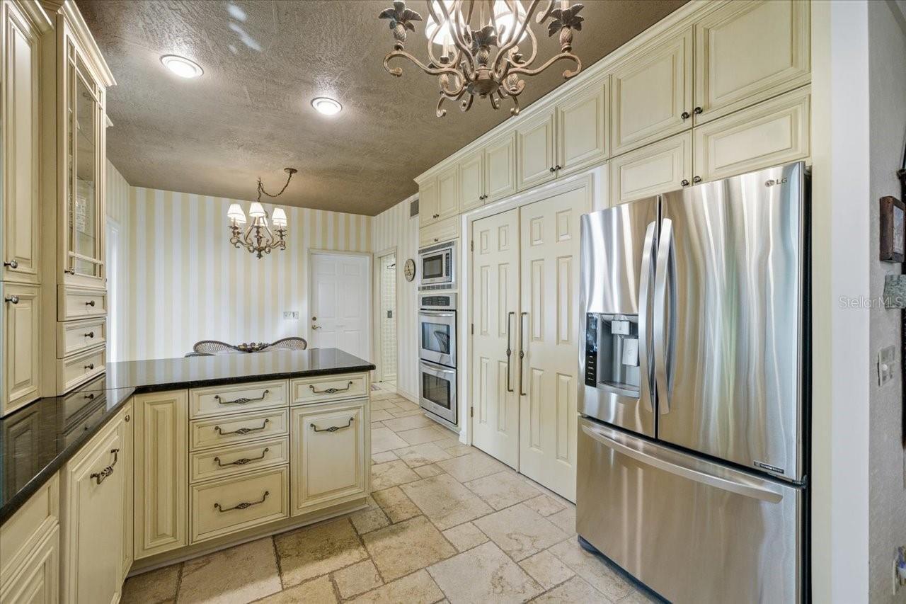 2035 INDIAN CREEK CT