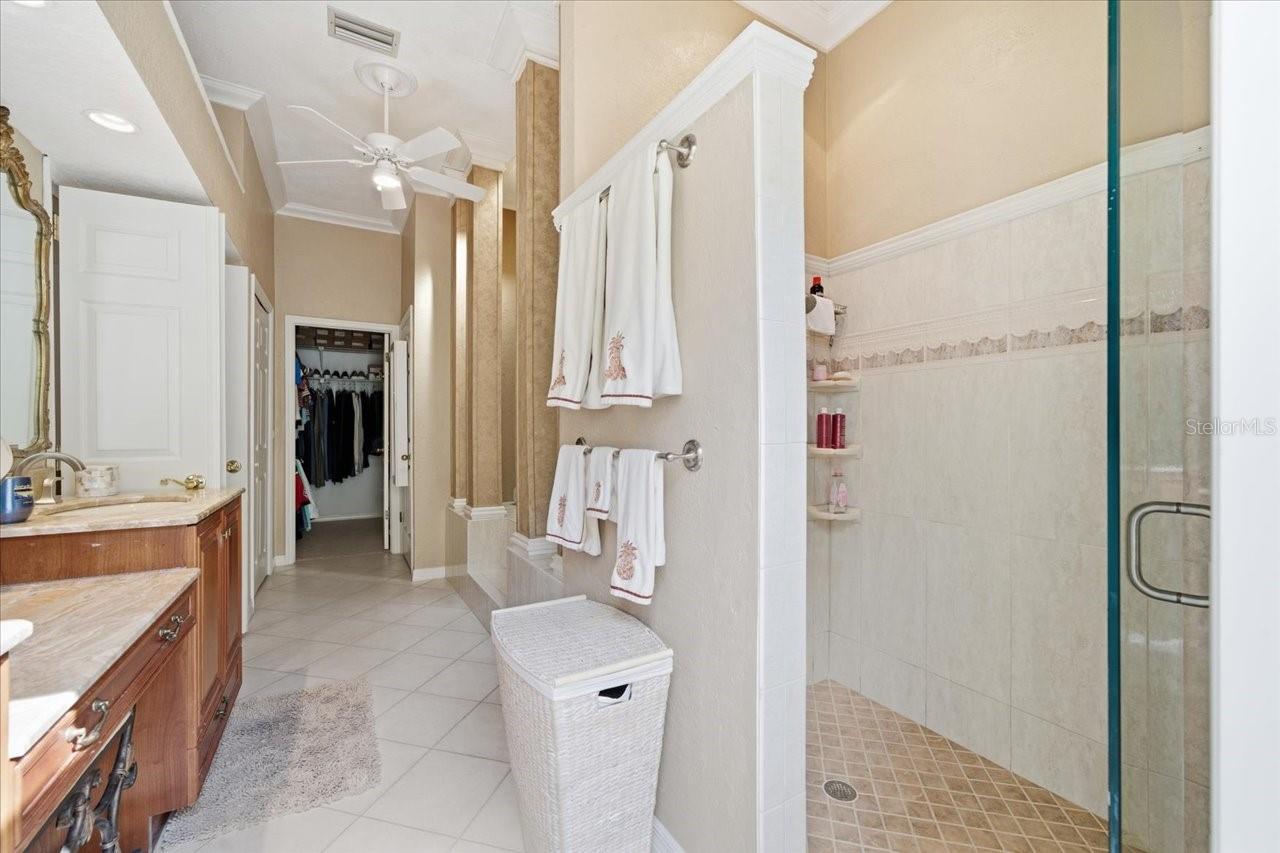 2035 INDIAN CREEK CT