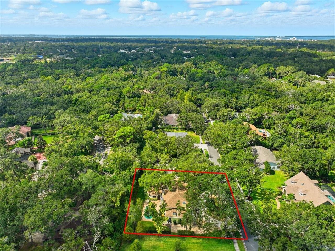 2035 INDIAN CREEK CT