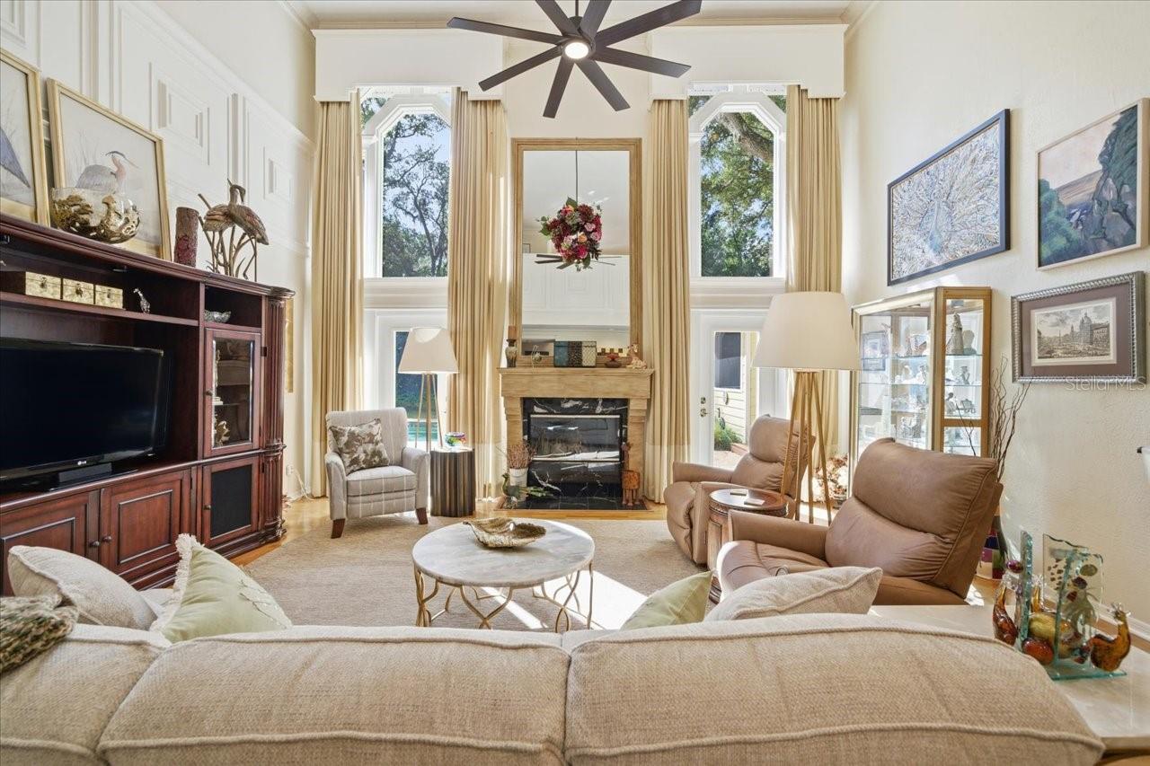 2035 INDIAN CREEK CT