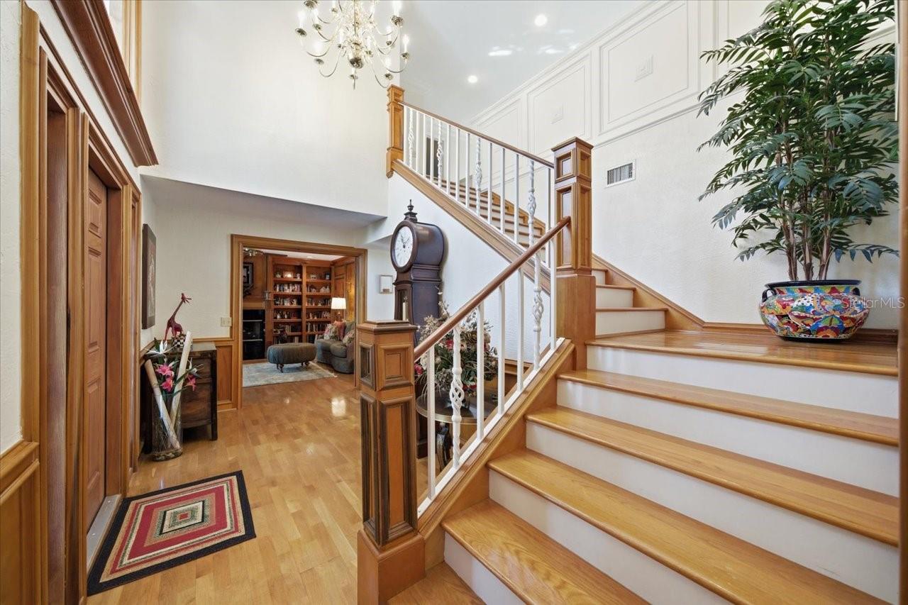 2035 INDIAN CREEK CT