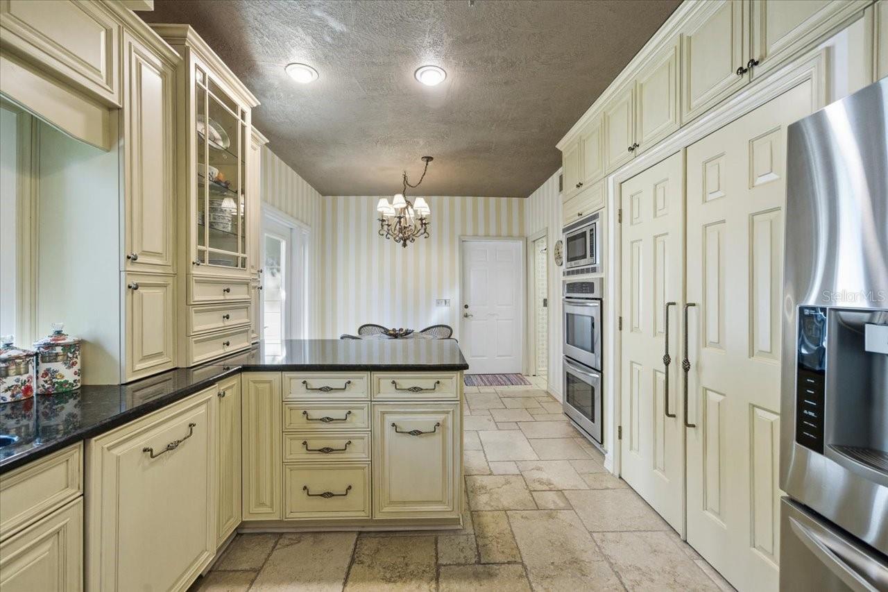 2035 INDIAN CREEK CT