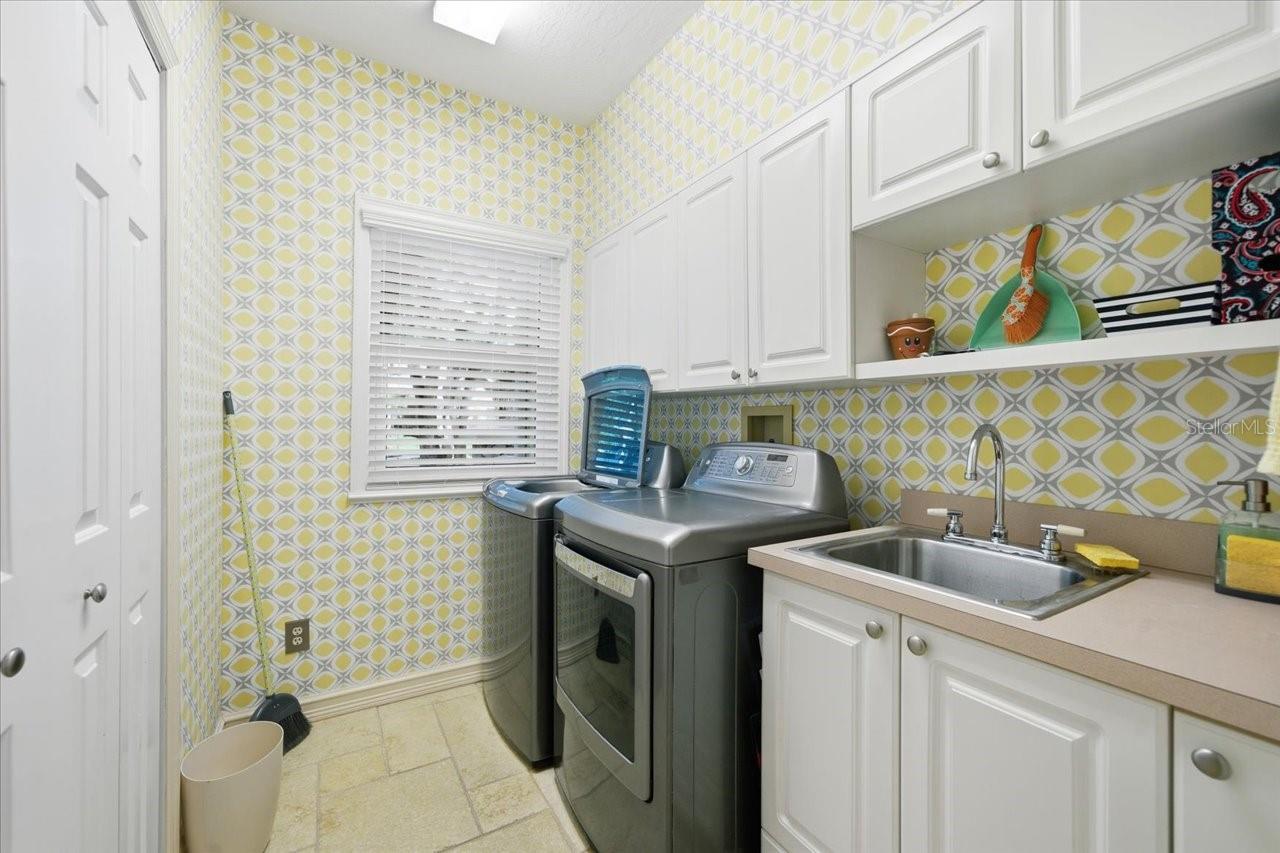 2035 INDIAN CREEK CT