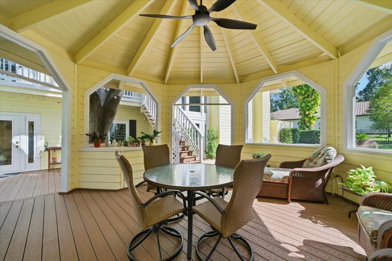 2035 INDIAN CREEK CT