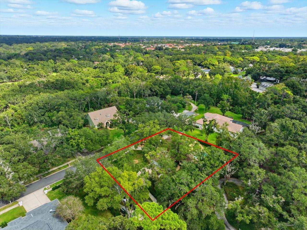 2035 INDIAN CREEK CT