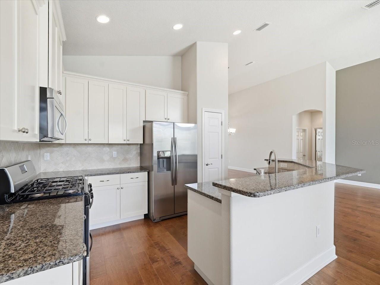 2514 SUMMERDALE CT