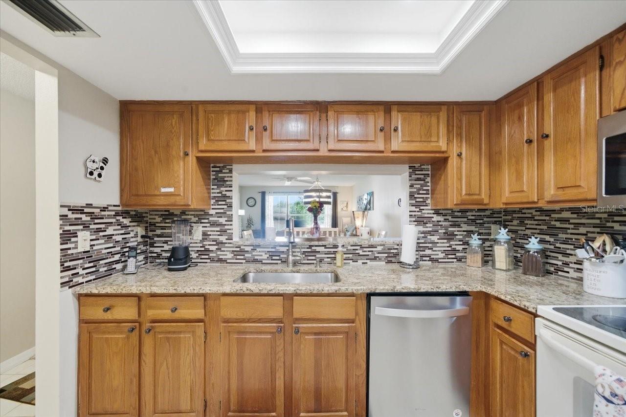 2824 COUNTRYSIDE BLVD #315