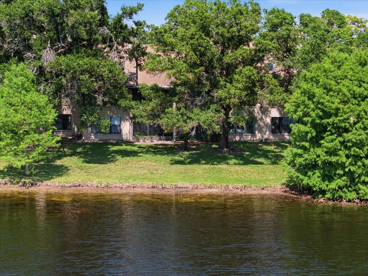 2824 COUNTRYSIDE BLVD #315