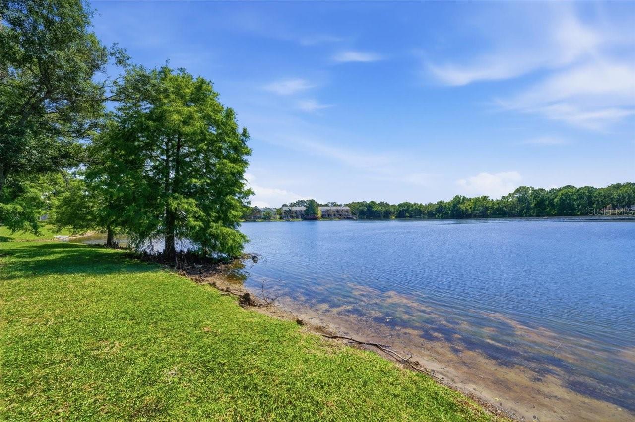 2824 COUNTRYSIDE BLVD #315