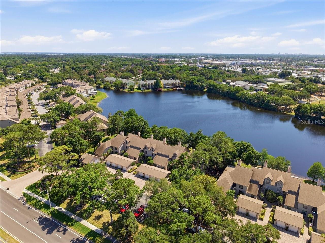 2824 COUNTRYSIDE BLVD #315