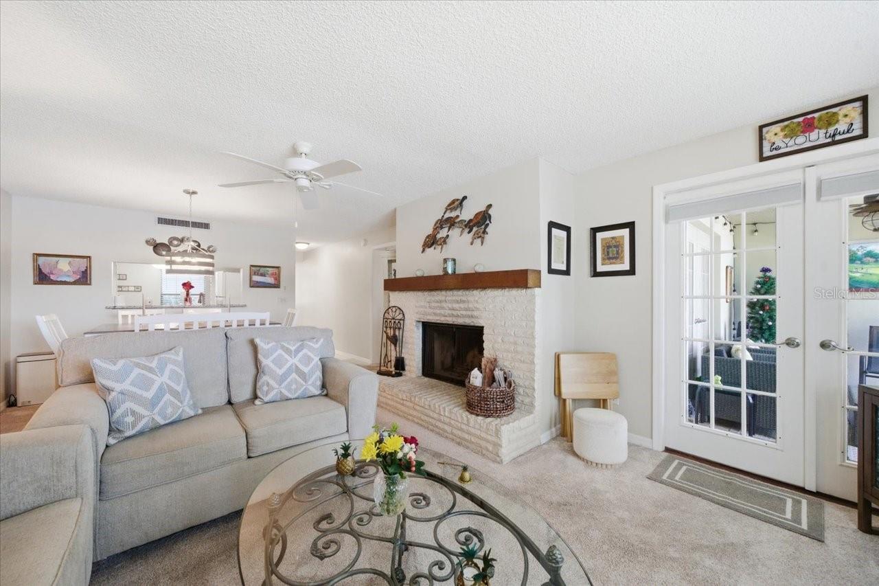 2824 COUNTRYSIDE BLVD #315