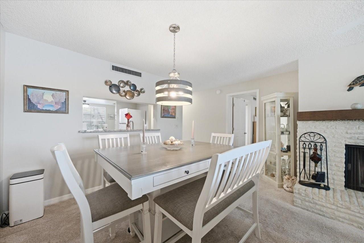 2824 COUNTRYSIDE BLVD #315