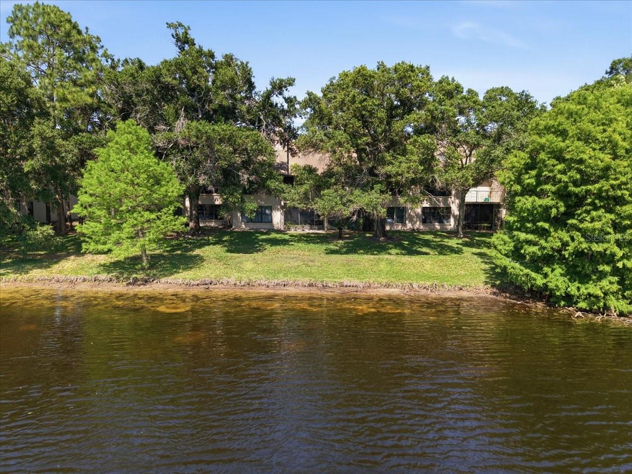 2824 COUNTRYSIDE BLVD #315