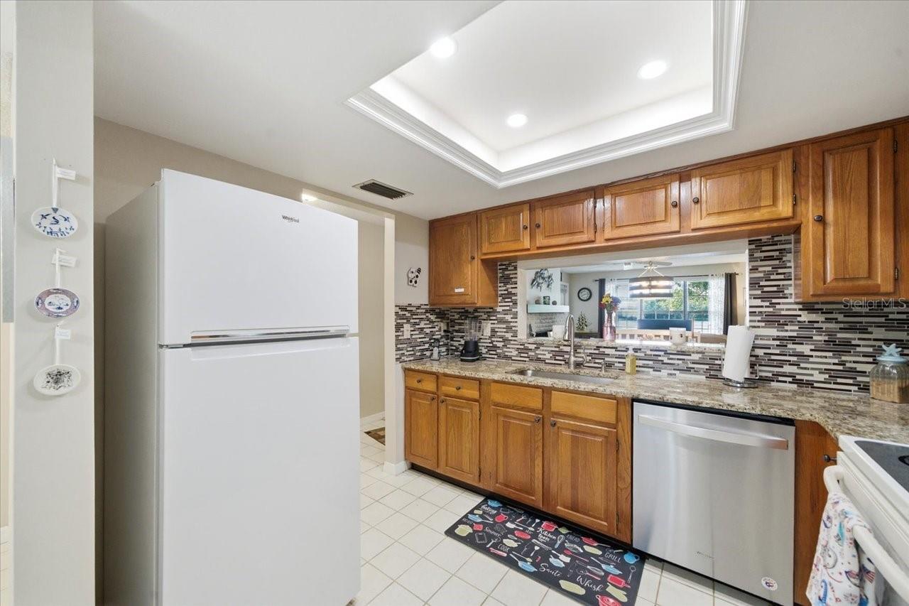 2824 COUNTRYSIDE BLVD #315