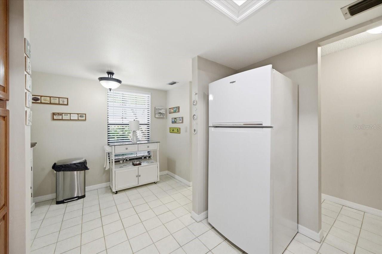 2824 COUNTRYSIDE BLVD #315