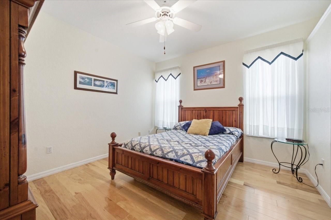 1154 SARAH CT