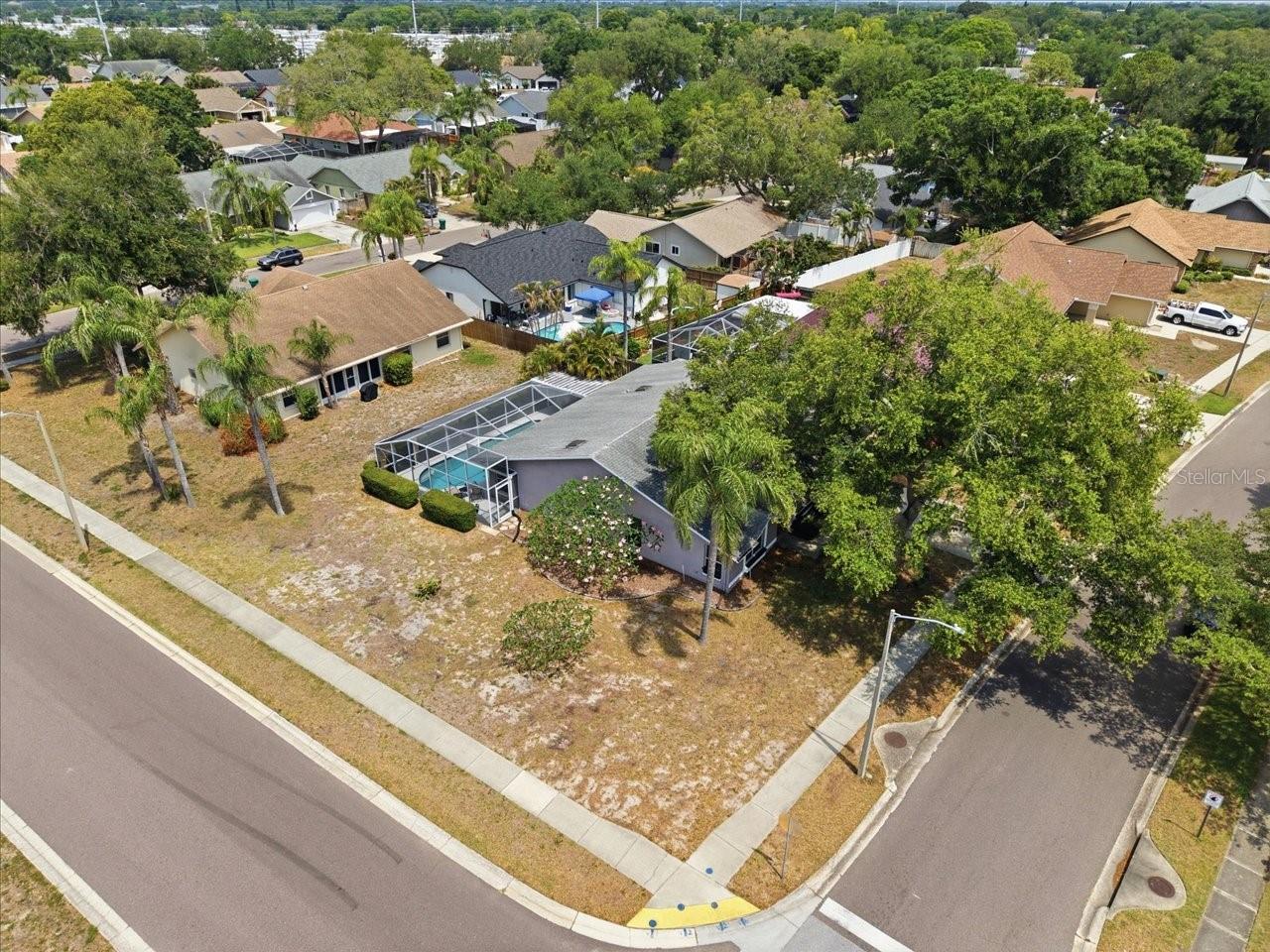 798 COUNTRYSHIRE LN
