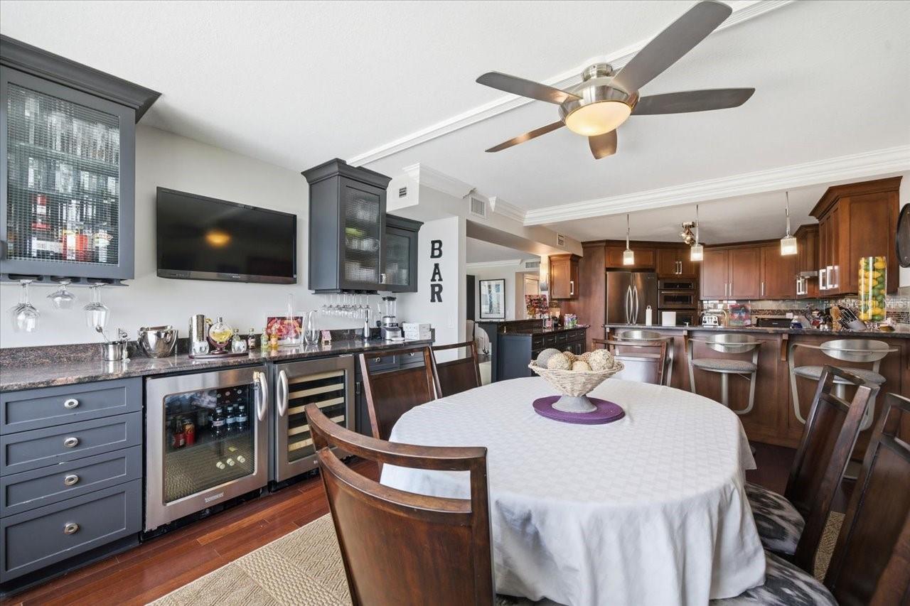 736 ISLAND WAY #1003