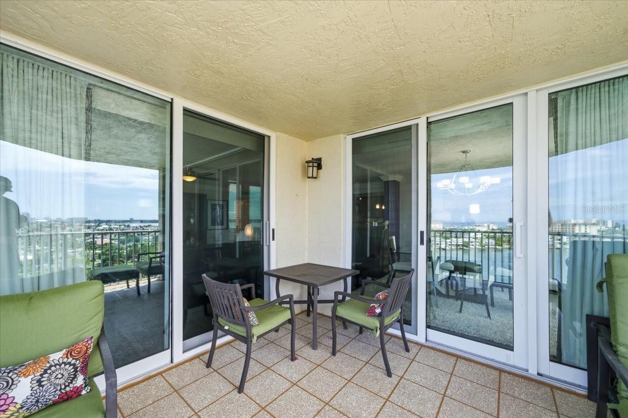 736 ISLAND WAY #1003