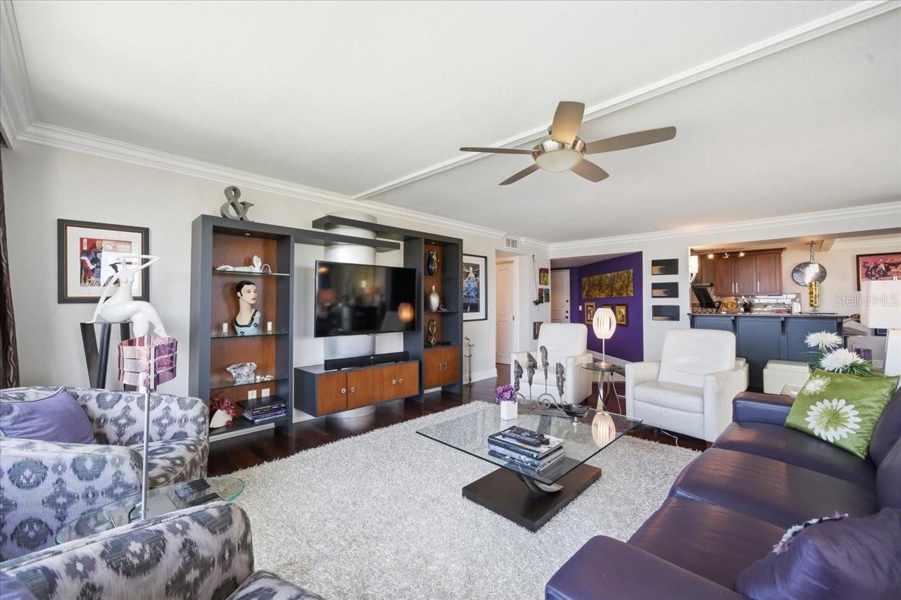 736 ISLAND WAY #1003