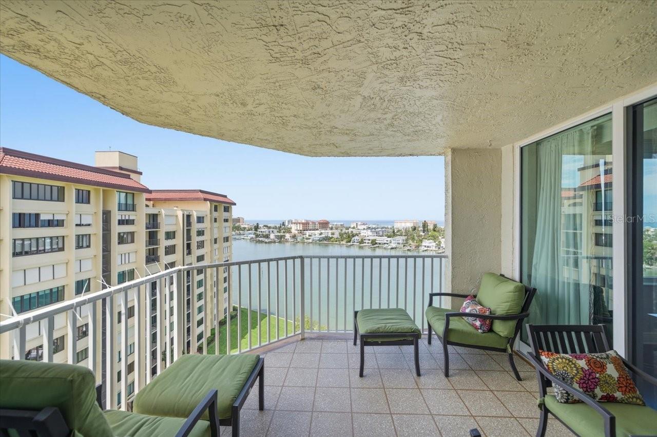 736 ISLAND WAY #1003