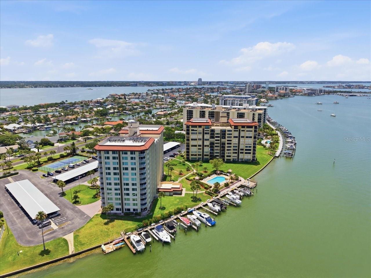 736 ISLAND WAY #1003