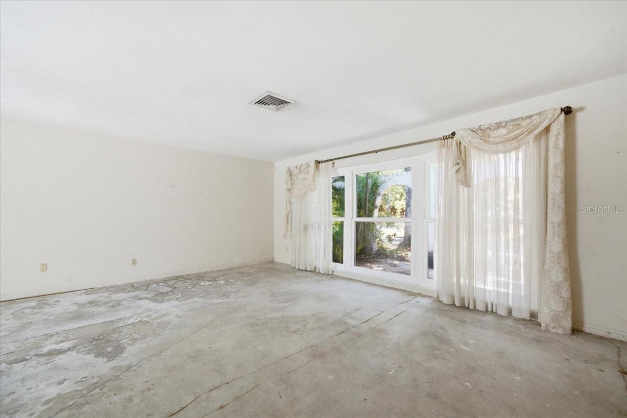 1680 FOX RD